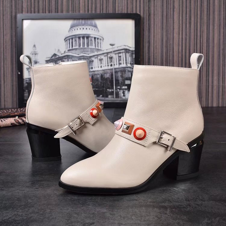 2017 Fendi women Boot in Calfskin Leather