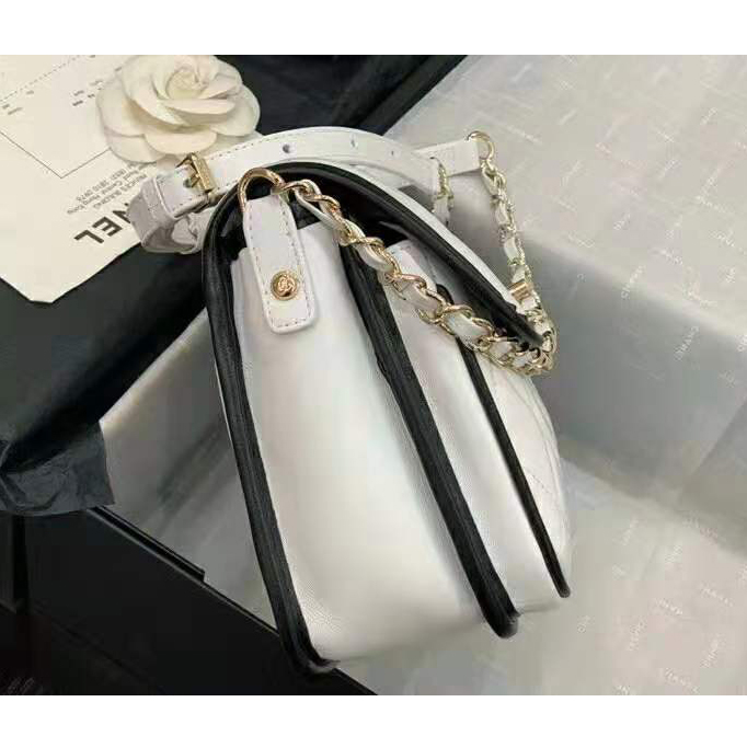2021 Chanel small messenger bag