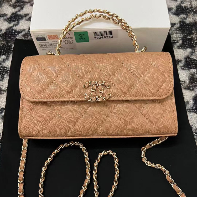 2023 Chanel CLUTCH WITH CHAIN