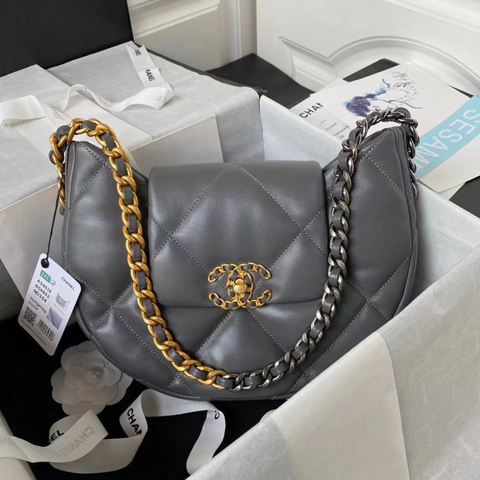 2024 CHANEL HOBO BAG