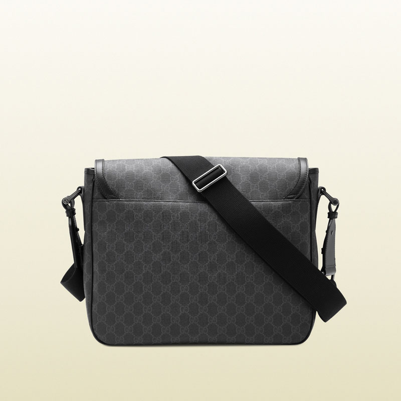 Gucci GG supreme canvas messenger bag 322068 KHN7R 1078